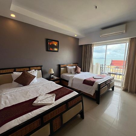 Aristocrat Residence&Hotel Sihanoukville Exterior foto
