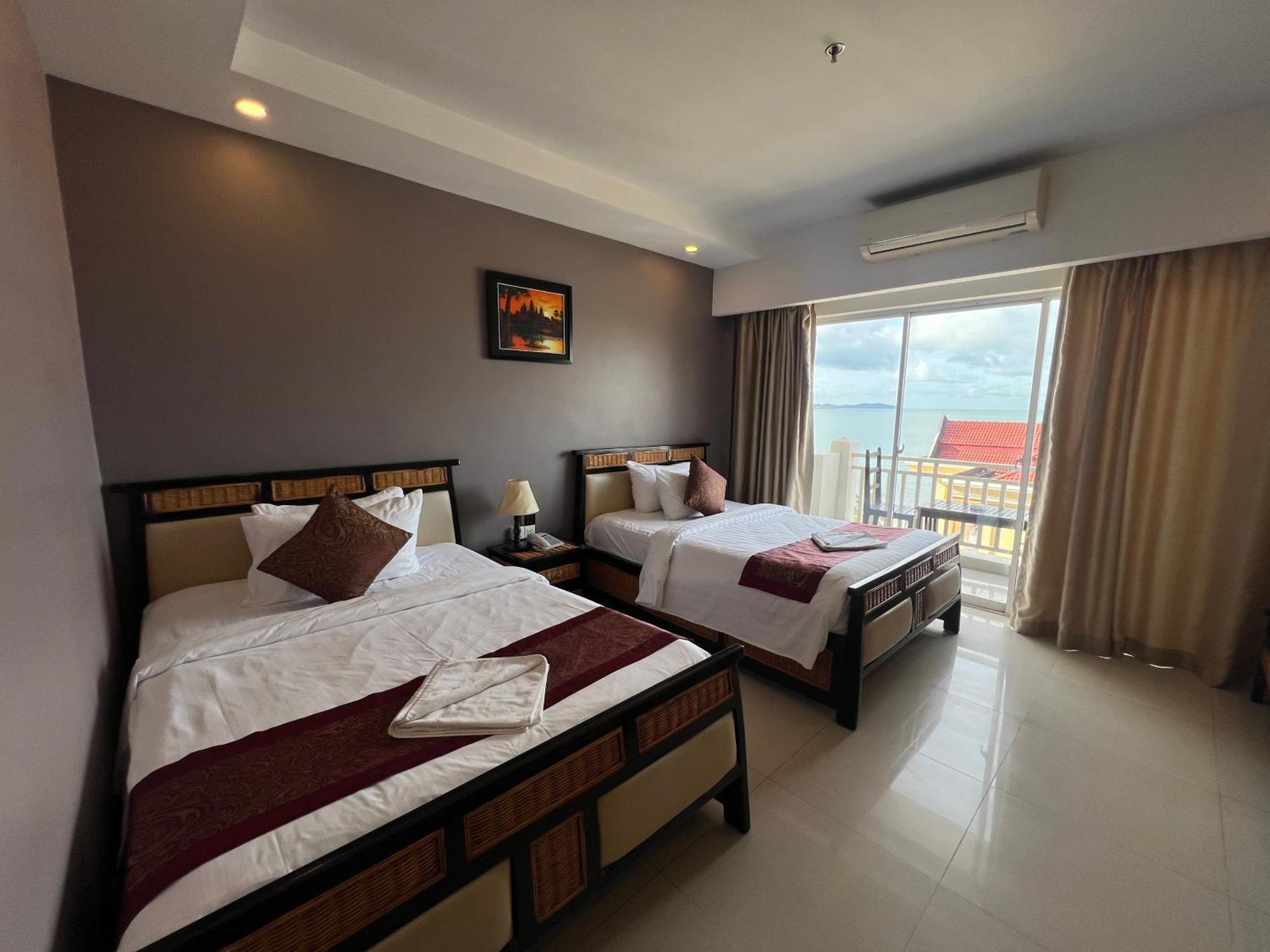 Aristocrat Residence&Hotel Sihanoukville Exterior foto