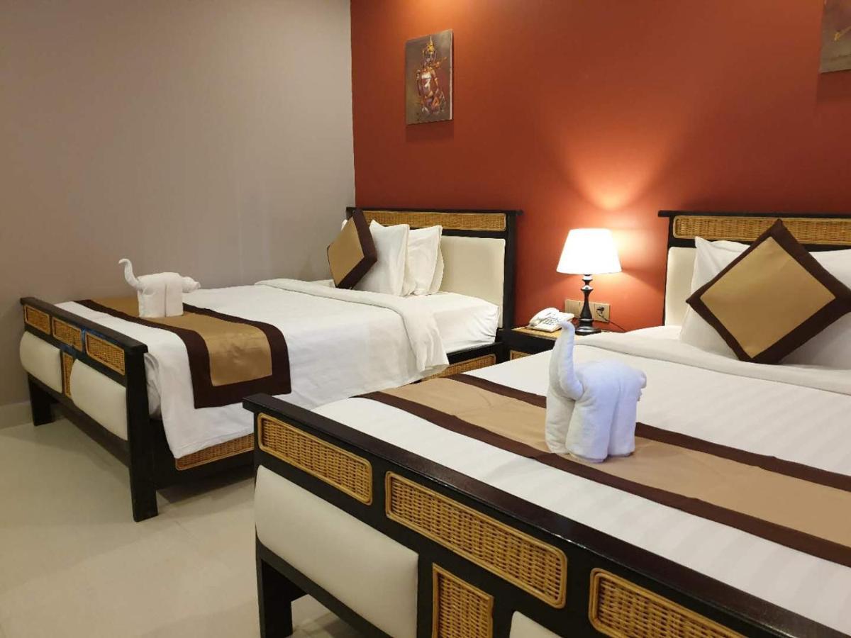 Aristocrat Residence&Hotel Sihanoukville Exterior foto